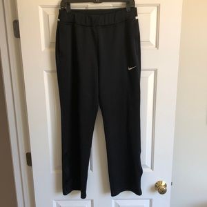 Nike Dri-Fit sweatpants women’s M